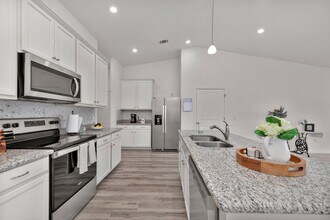 4711 Determination Court in Milton, FL - Building Photo - Building Photo