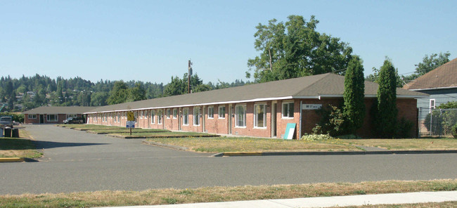 Fairview Apartments in Puyallup, WA - Building Photo - Building Photo