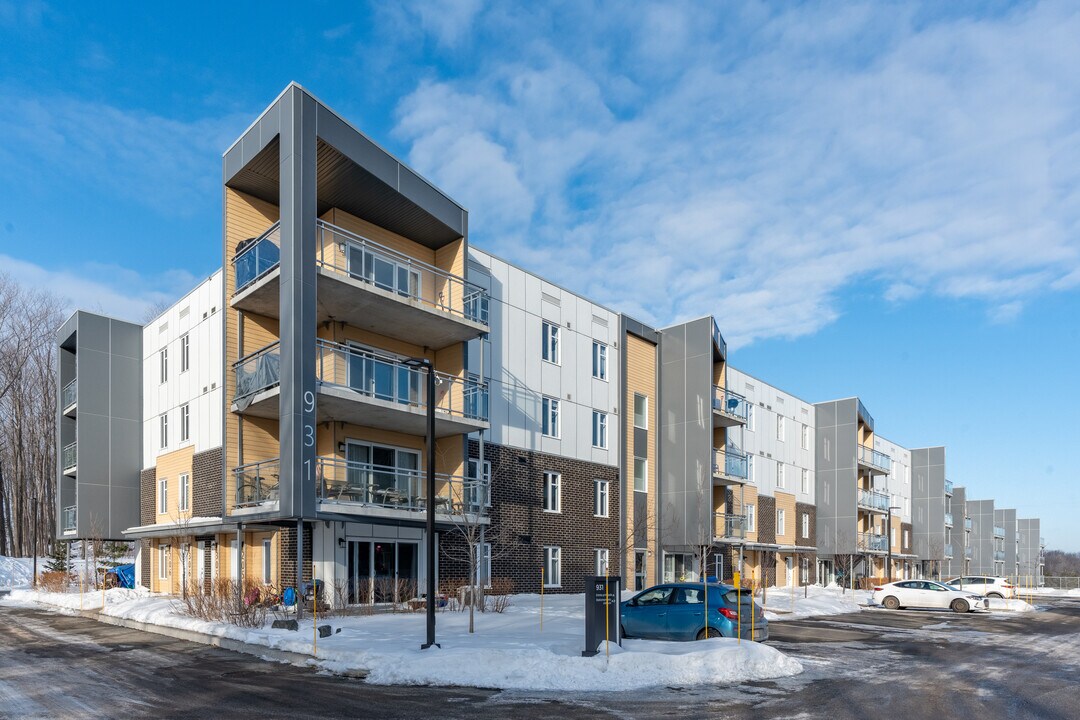 931 De L'école St in Lévis, QC - Building Photo