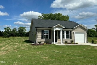 114 Johnson Rdg Wy in Four Oaks, NC - Building Photo - Building Photo