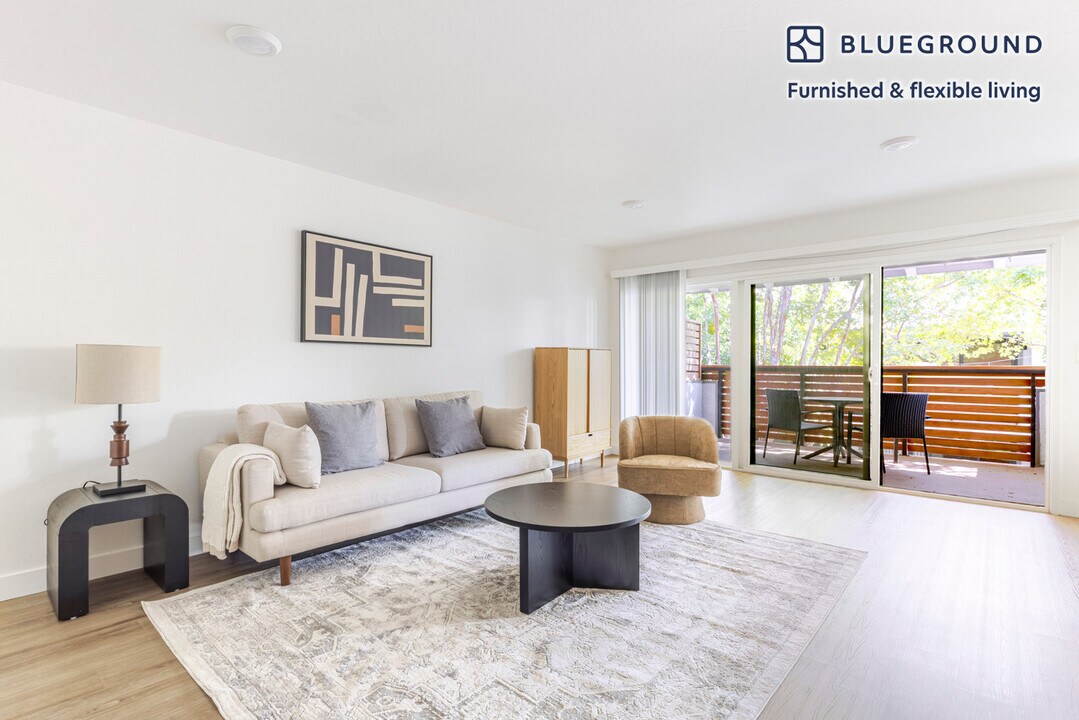 20200 Lucille Ave in Cupertino, CA - Building Photo