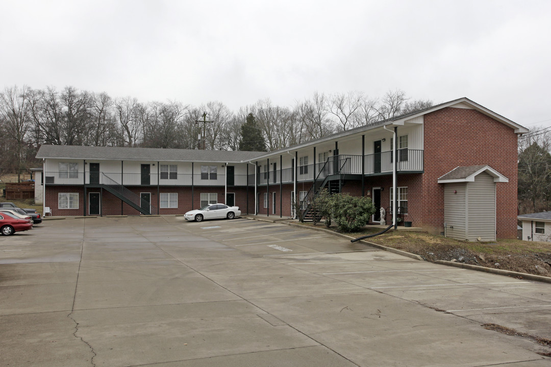 Hickary Place Apartments in Madison, TN - Building Photo