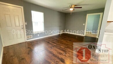 7306 E 109 Terrace in Kansas City, MO - Building Photo - Building Photo