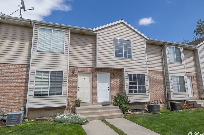 585 E Main St in American Fork, UT - Building Photo - Building Photo