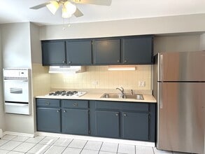 20 N Garfield St in Lombard, IL - Building Photo - Building Photo