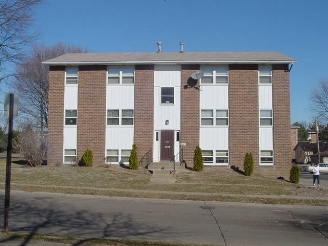 4209 N Division St in Davenport, IA - Building Photo