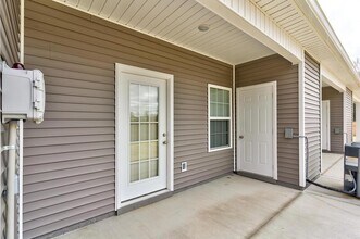 2805 Cruze Dr in Powell, TN - Building Photo - Building Photo