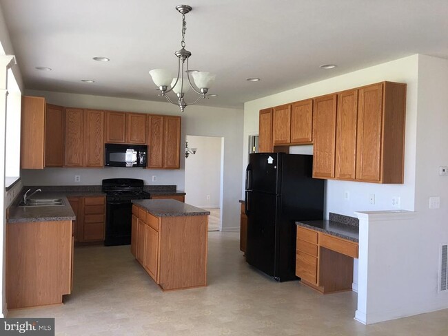 5629 Ivy Hill Dr in Fredericksburg, VA - Building Photo - Building Photo
