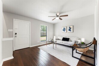 9130 Vogue Ln in Houston, TX - Building Photo - Building Photo
