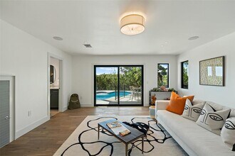 5914 Cape Coral Dr in Austin, TX - Building Photo - Building Photo