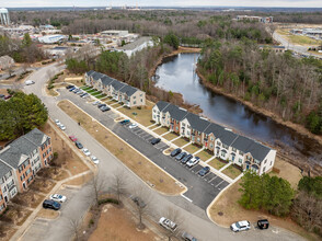 Ryan Homes at Westchester Towns in Chester, VA - Foto de edificio - Building Photo