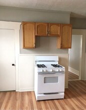 219 Spruce St in Manchester, NH - Building Photo - Building Photo