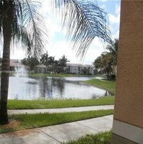 2280 E Preserve Way, Unit 307 in Miramar, FL - Building Photo