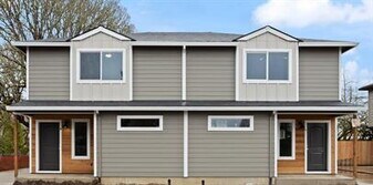 535 SE Sheridan Rd in Sheridan, OR - Building Photo
