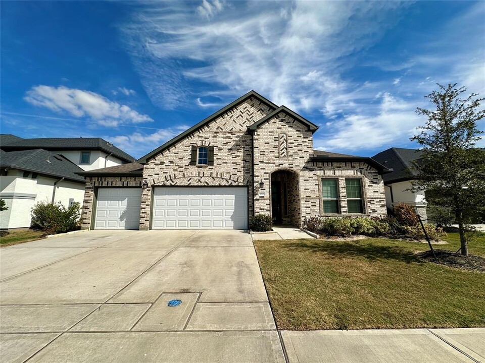 9218 Rocking Plain Ln in Cypress, TX - Building Photo