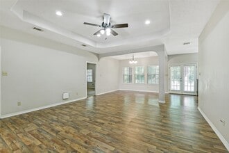165 Magnolia Bend in Onalaska, TX - Building Photo - Building Photo