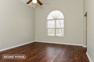 1615 New Orleans Way in Mcdonough, GA - Foto de edificio - Building Photo