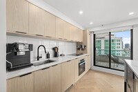 888 Hamilton St in Vancouver, BC - Building Photo - Building Photo