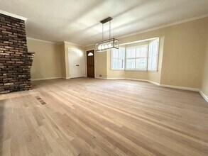 1267 Arborvista Dr NE in Atlanta, GA - Building Photo - Building Photo