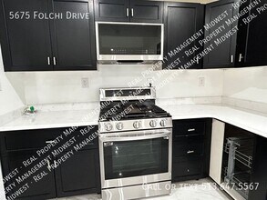 5675 Folchi Dr in Cincinnati, OH - Building Photo - Building Photo