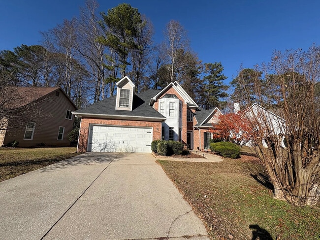 Room in House on Mountain Oaks Pkwy in Stone Mountain, GA - Foto de edificio - Building Photo