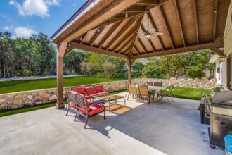 721 Rock Harbor Ct in Granbury, TX - Foto de edificio - Building Photo