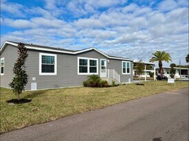 146 Berkley Cir in Port Orange, FL - Building Photo