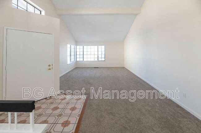 238 Cinnabar Way in Hercules, CA - Building Photo - Building Photo