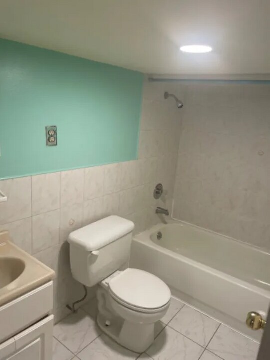 146-38 175th St in Queens, NY - Foto de edificio