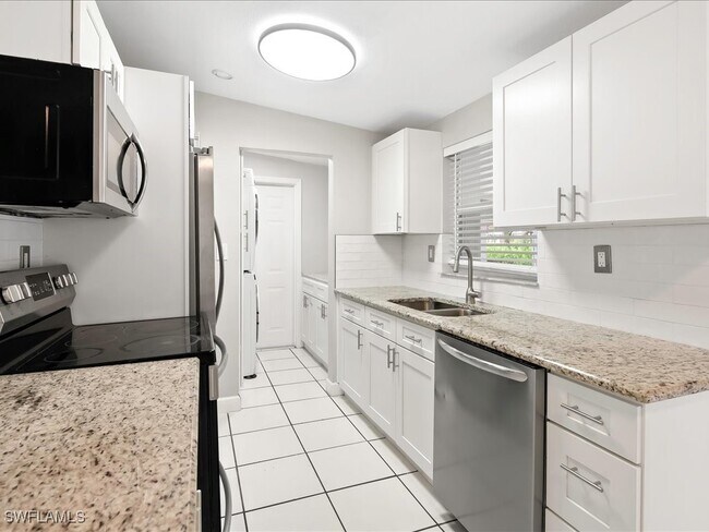 property at 1320 Barbizon Ln