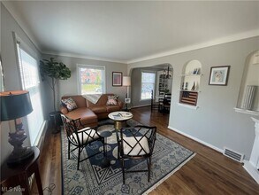 15220 Rosemary Ave in Cleveland, OH - Building Photo - Building Photo