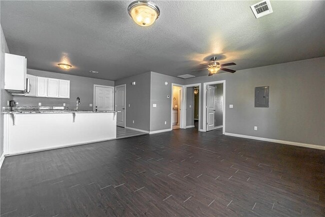 109 2nd Ave in Gravette, AR - Building Photo - Building Photo