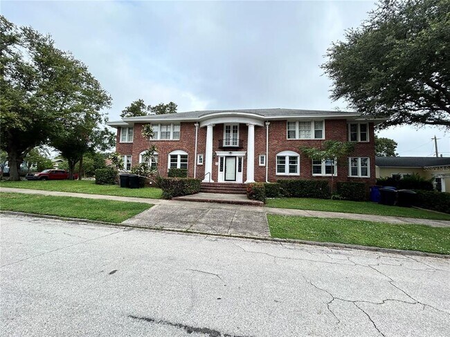 property at 785 19th Ave N