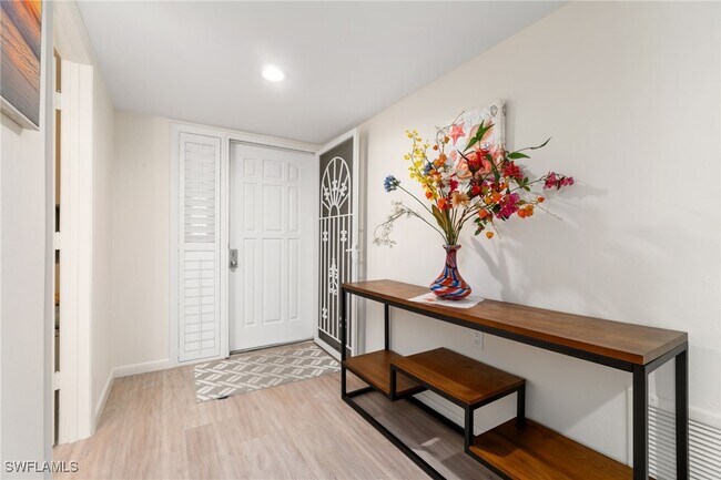 property at 425 Wildwood Ln