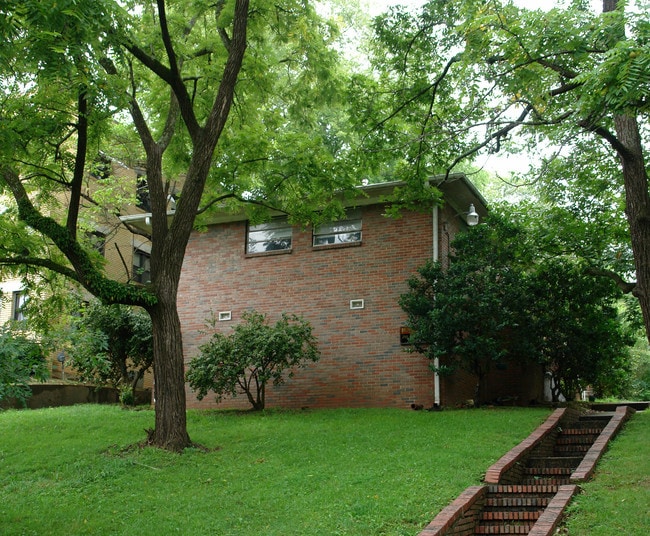 Idlewild Gardens in Birmingham, AL - Foto de edificio - Building Photo