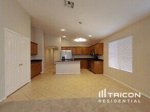 34780 N Barzona Trail in Queen Creek, AZ - Building Photo - Building Photo