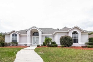 594 Caledonia Pl in Sanford, FL - Building Photo