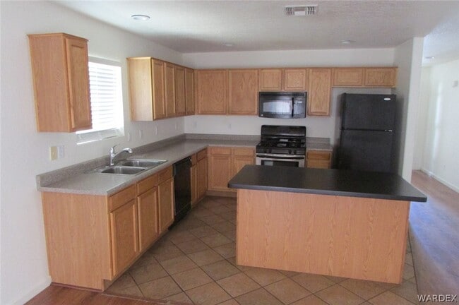 432 Harbor Dr in Bullhead City, AZ - Building Photo - Building Photo