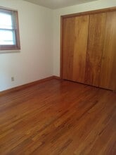 608 Spruce Ave in Norfolk, NE - Foto de edificio - Building Photo
