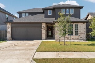 620 Sugar Cane Rd in Buda, TX - Building Photo