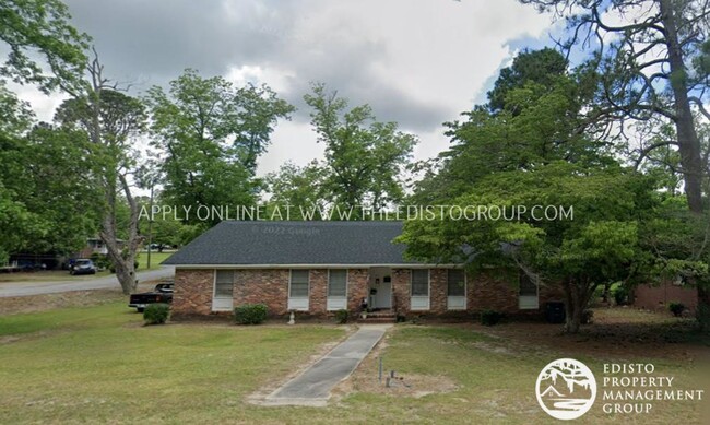property at 1215-1215 Ellis Ave