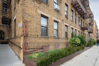 Camelot 1&2 in Brooklyn, NY - Building Photo - Building Photo