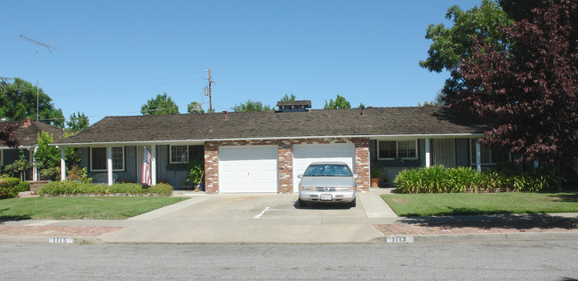 1113-1115 Janis Way in San Jose, CA - Building Photo - Building Photo