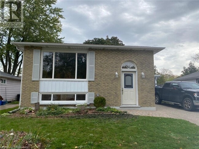 property at 44 Helene Crescent
