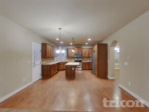 4422 Logan Dr NE in Lacey, WA - Building Photo - Building Photo