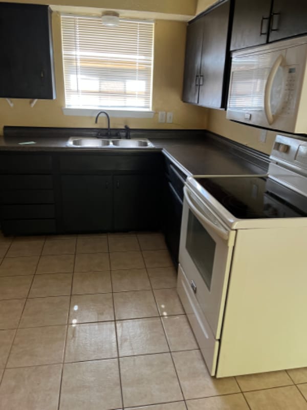 property at 2008 Millie Dr