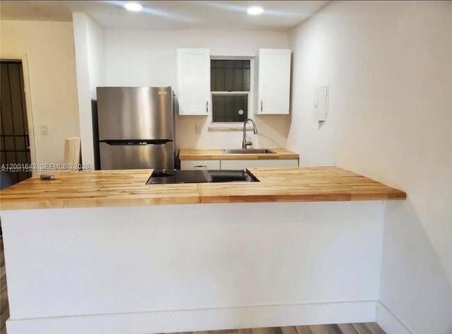 3181 SW 13th St in Miami, FL - Building Photo - Building Photo