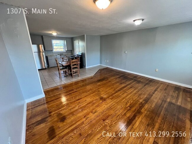 1307 S Main St in Palmer, MA - Building Photo - Building Photo