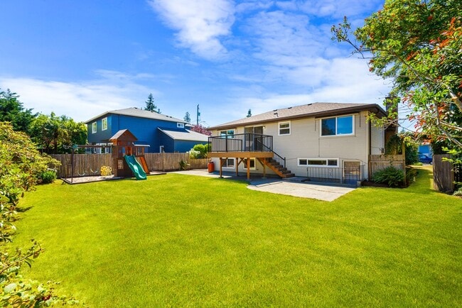 property at 9628 13th Ave NW