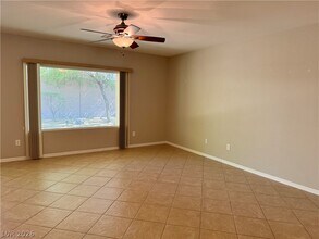 2168 Sawtooth Mountain Dr in Henderson, NV - Building Photo - Building Photo
